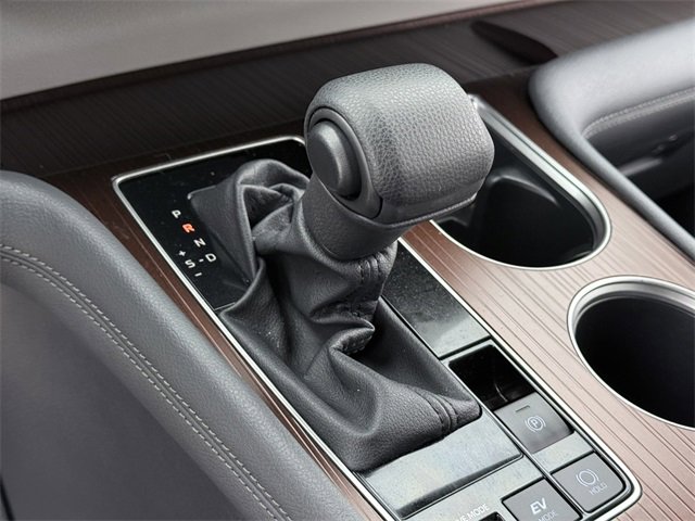 Certified 2024 Toyota Sienna LE image 28