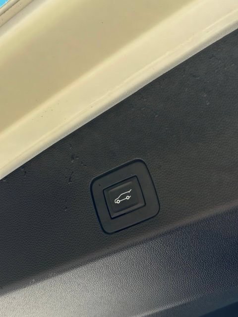 Used 2022 Buick Encore GX Select FWD image 19