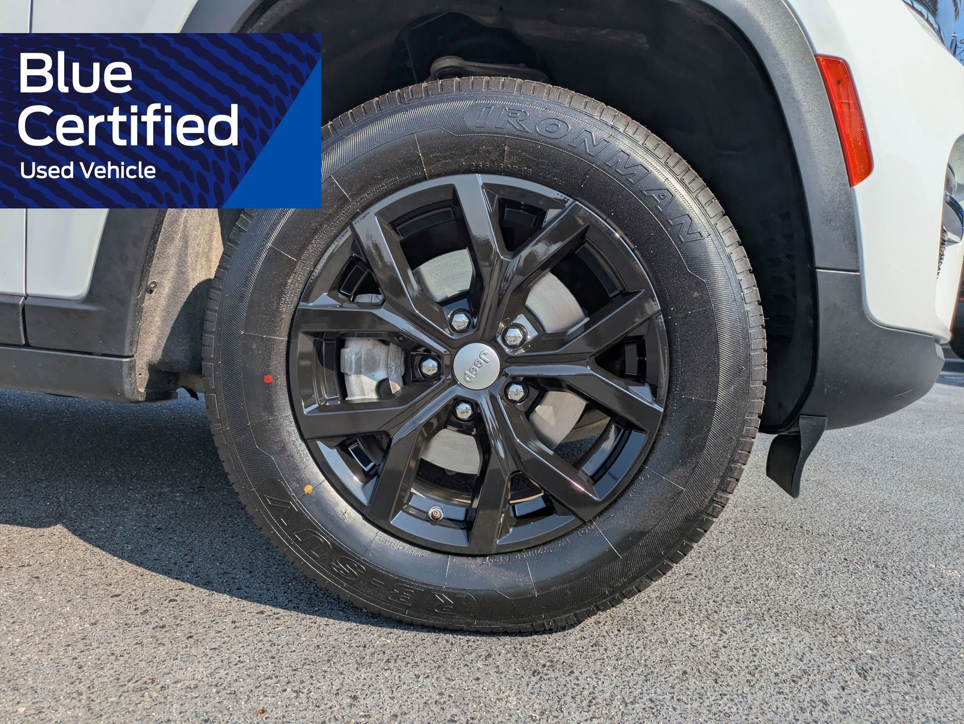 Used 2023 Jeep Grand Cherokee Limited AWD/4WD image 13