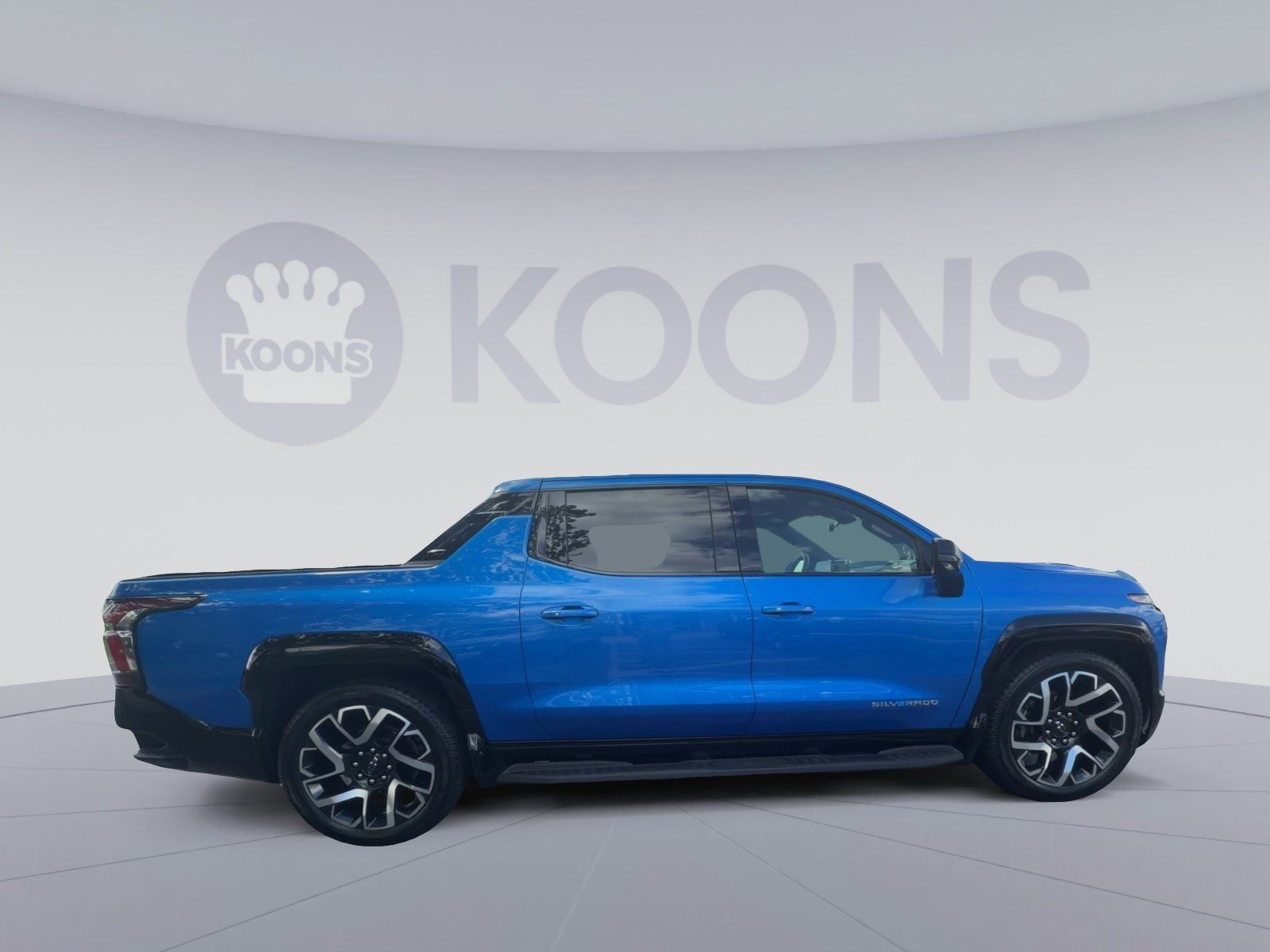 Used 2025 Chevrolet Silverado EV RST image 2