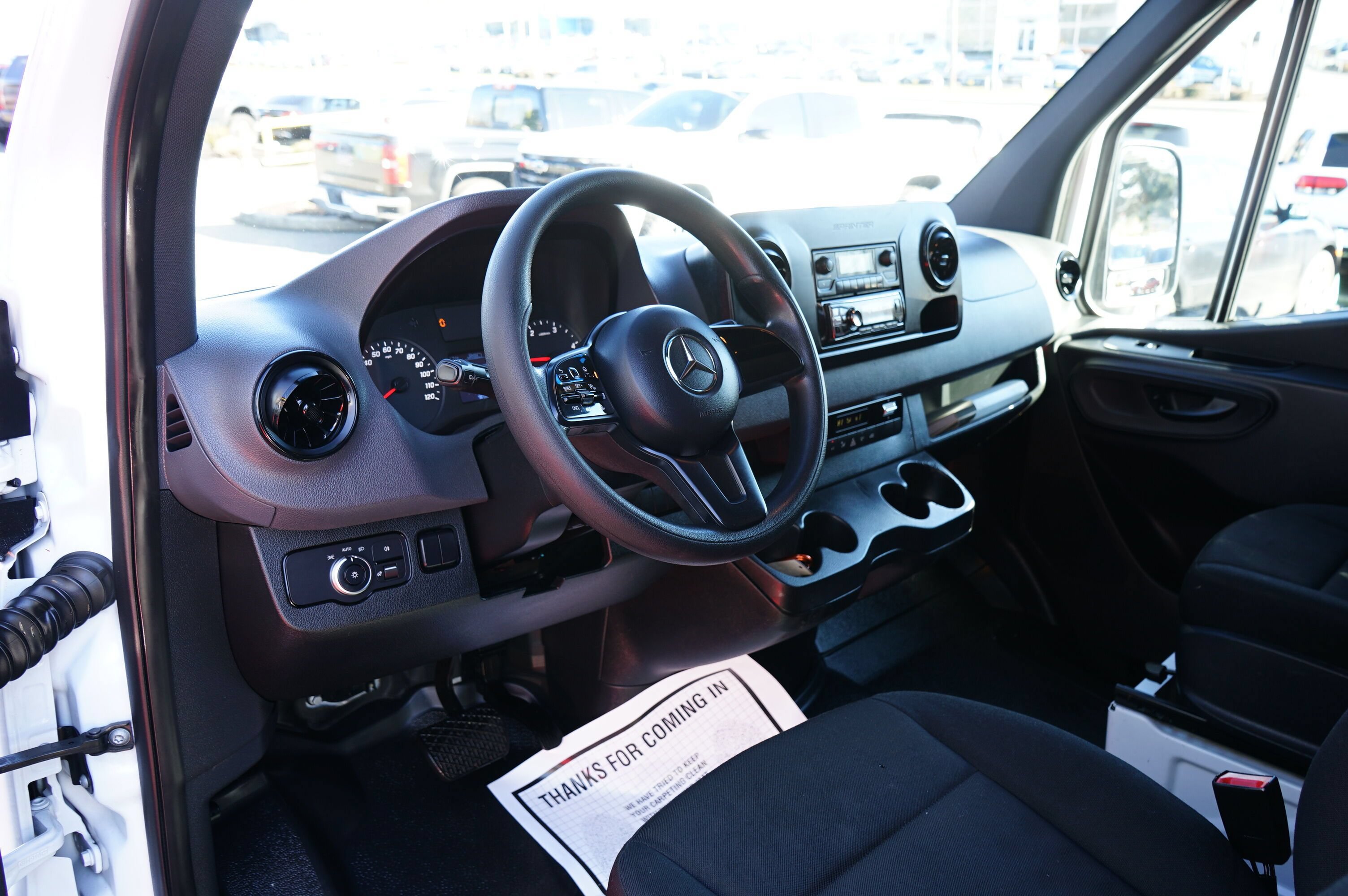 Used 2019 Mercedes-Benz Sprinter 144 image 12