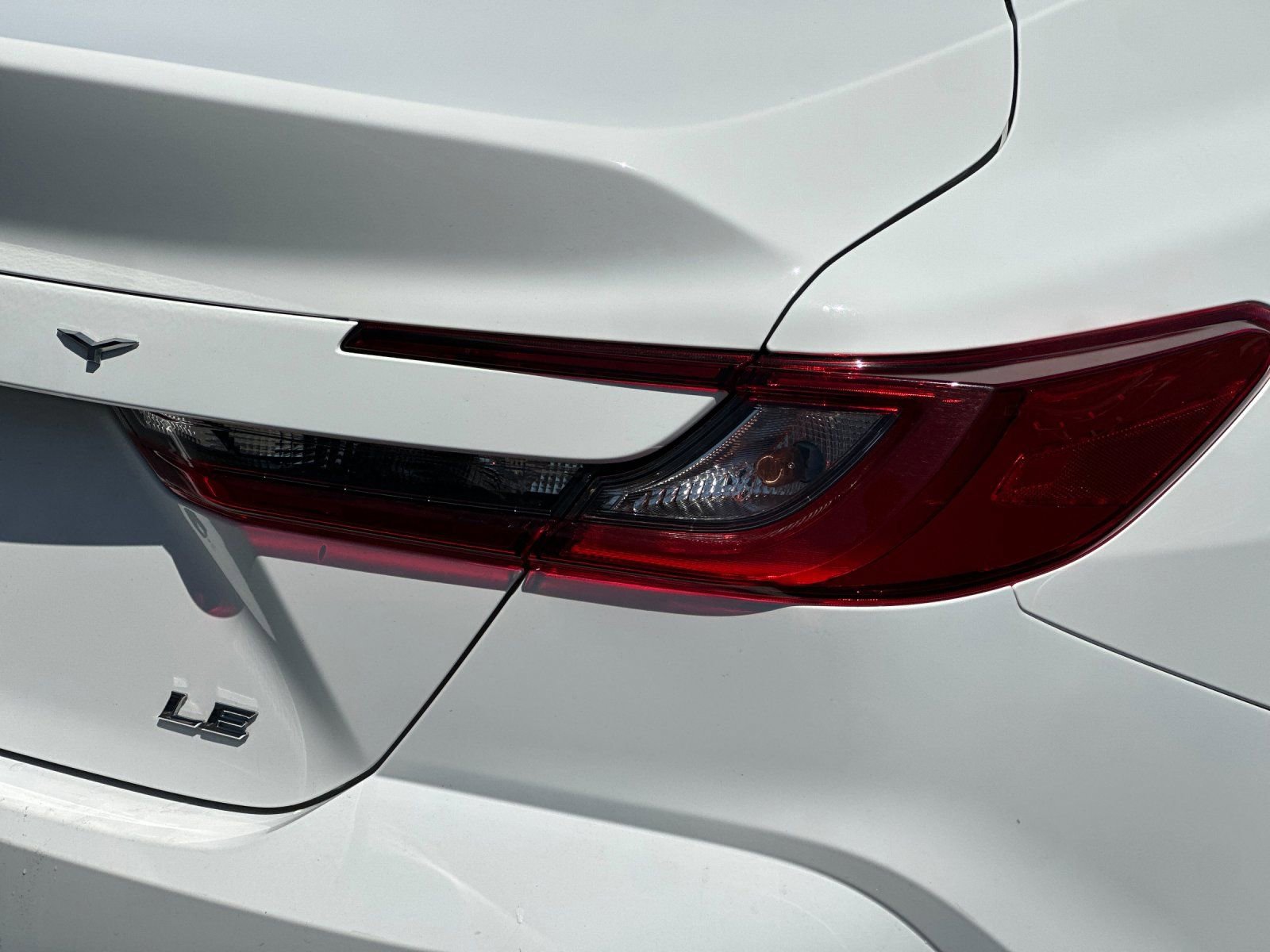 Used 2025 Toyota Camry LE FWD image 23