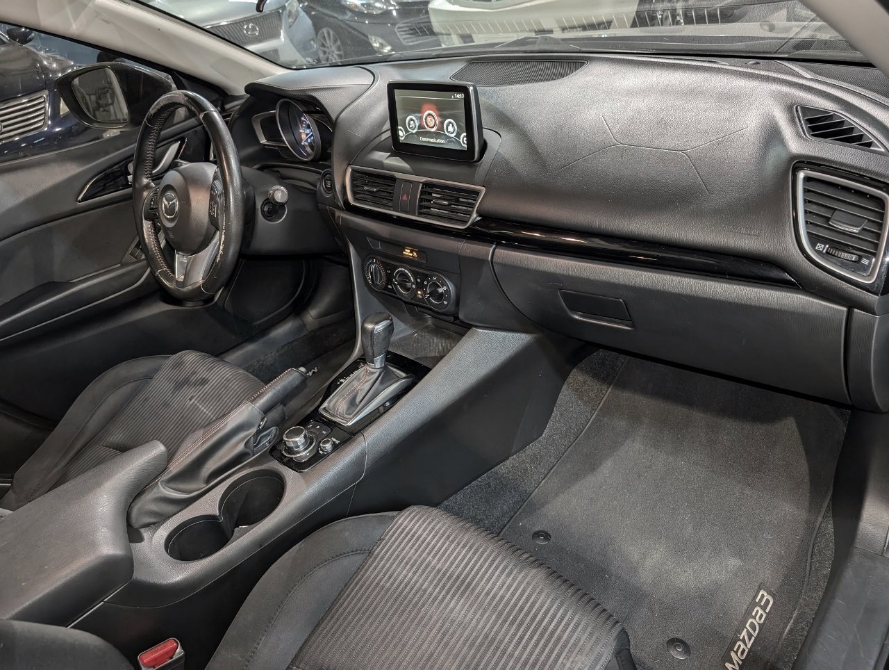 Used 2016 MAZDA MAZDA3 i Touring image 27