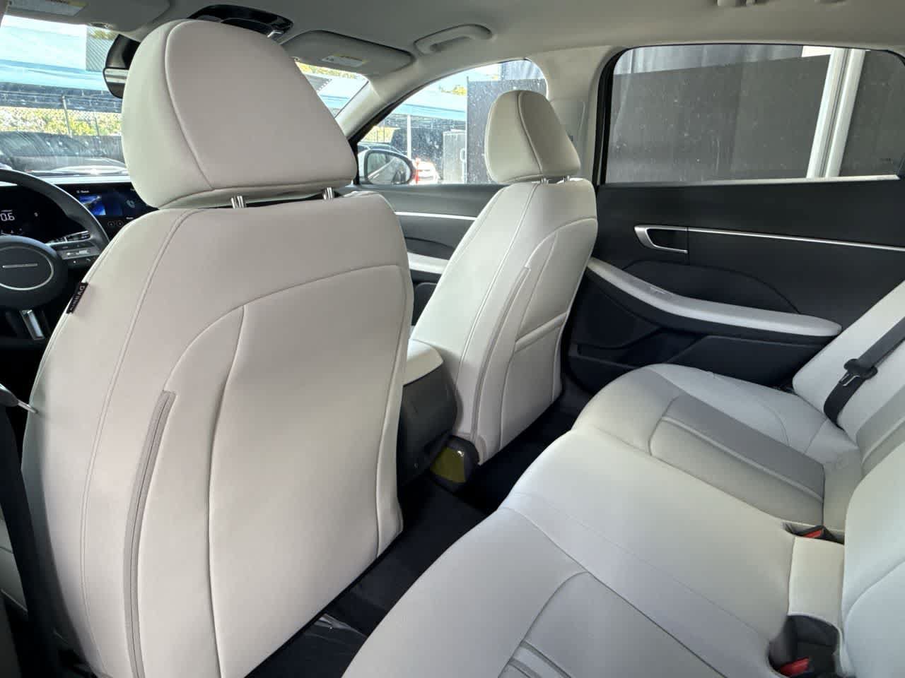 New 2026 Hyundai Sonata SE FWD image 23