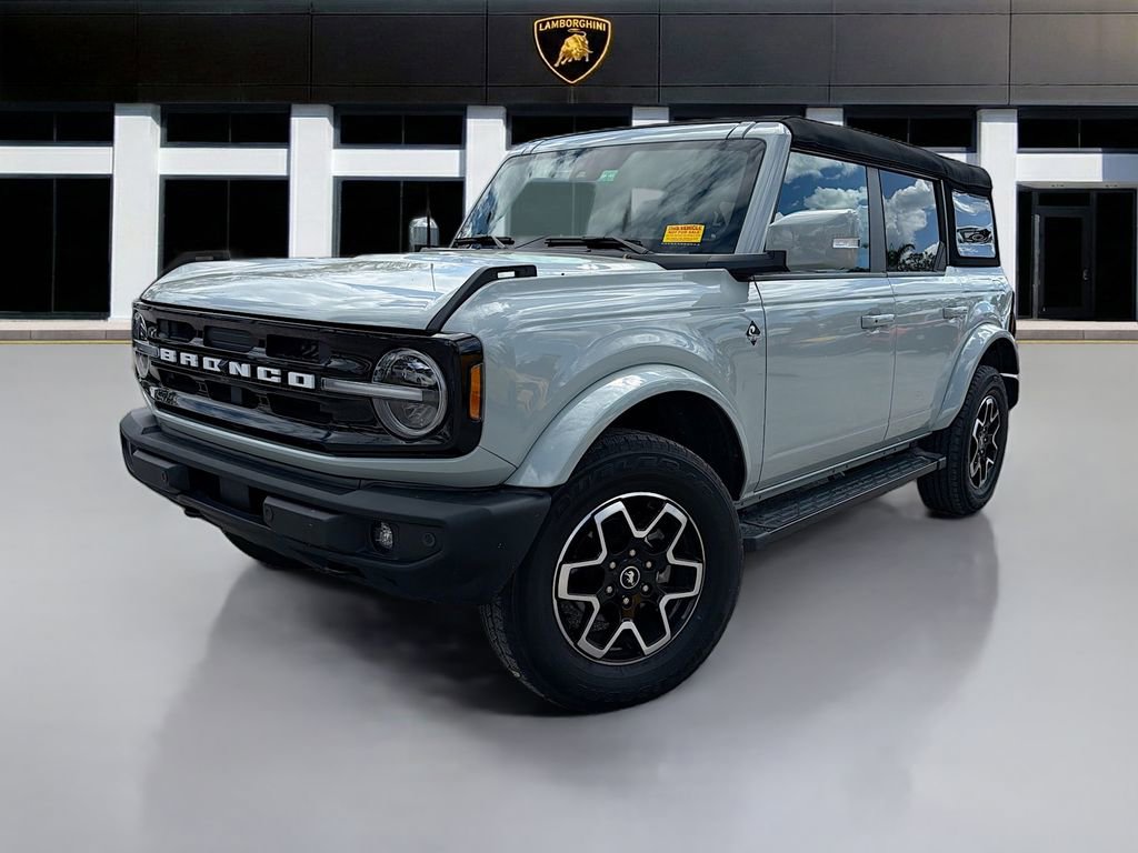 Used 2024 Ford Bronco Outer Banks image 1