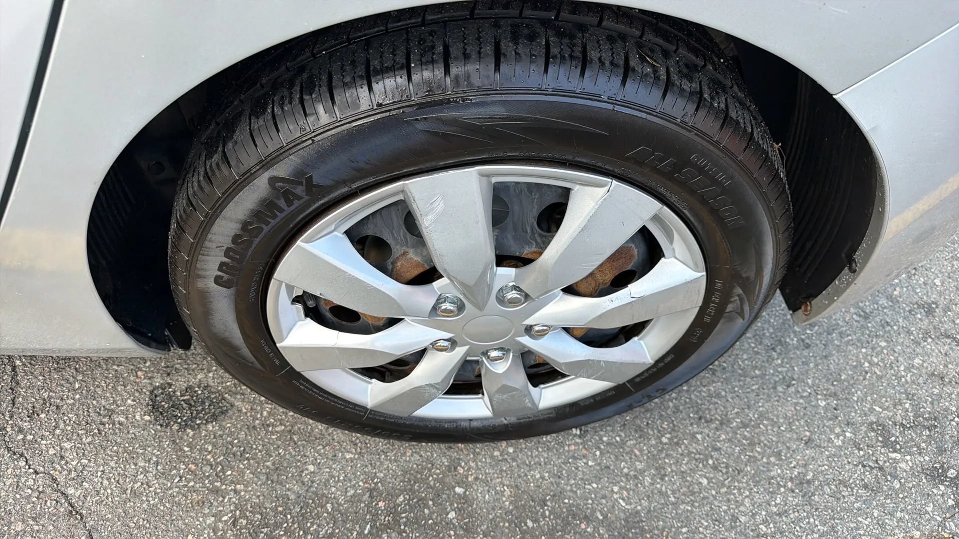 Used 2017 Hyundai Elantra GT FWD image 9