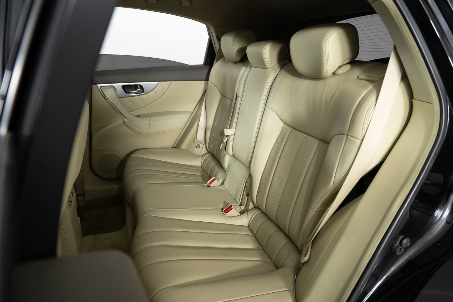 Used 2014 INFINITI QX70 AWD w/ Premium Package image 17