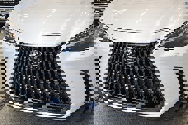 Used 2025 Lexus NX 350 Luxury image 16