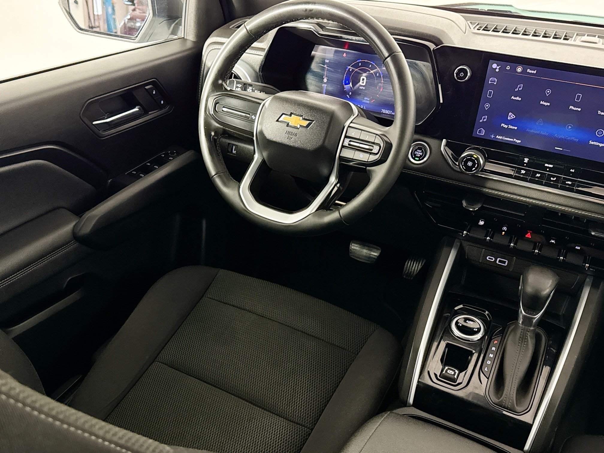 Used 2023 Chevrolet Colorado LT AWD/4WD image 30