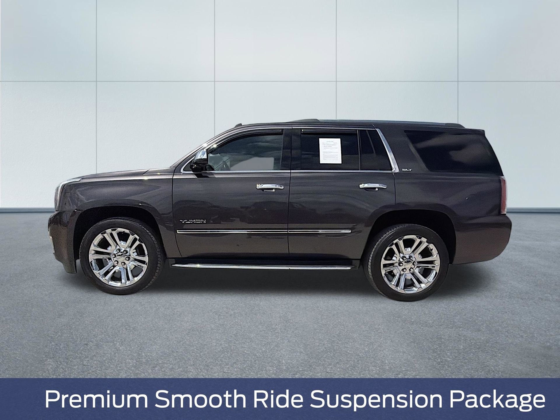 Used 2017 GMC Yukon SLT w/ Premium Edition image 12