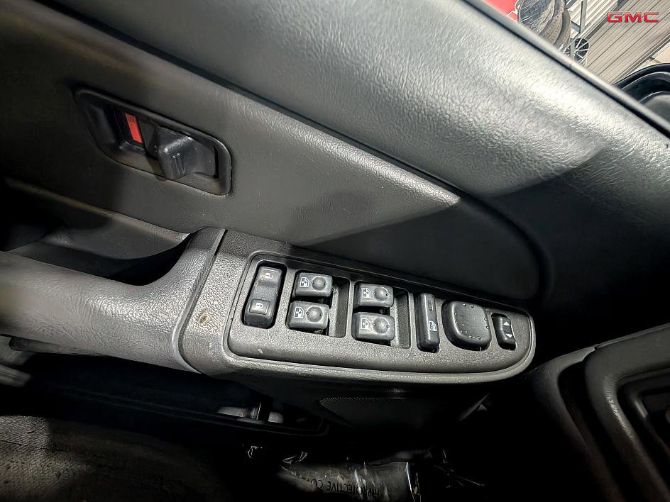 Used 2006 GMC Sierra 1500 SLE w/ Onstar Plus Package image 18