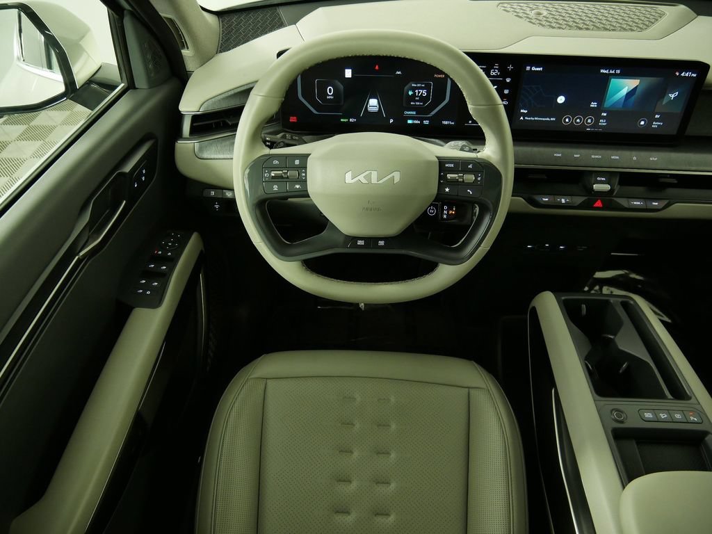Used 2024 Kia EV9 Wind AWD/4WD image 21