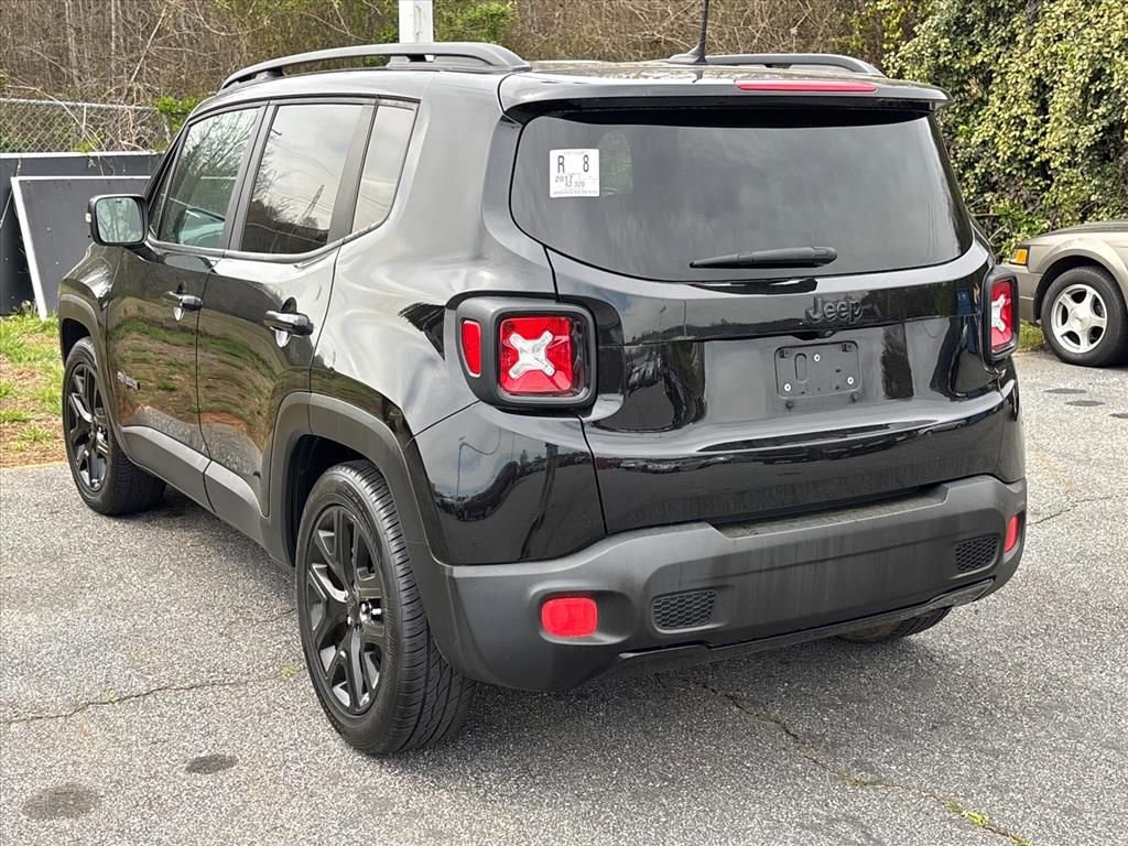 Used 2017 Jeep Renegade Altitude image 12