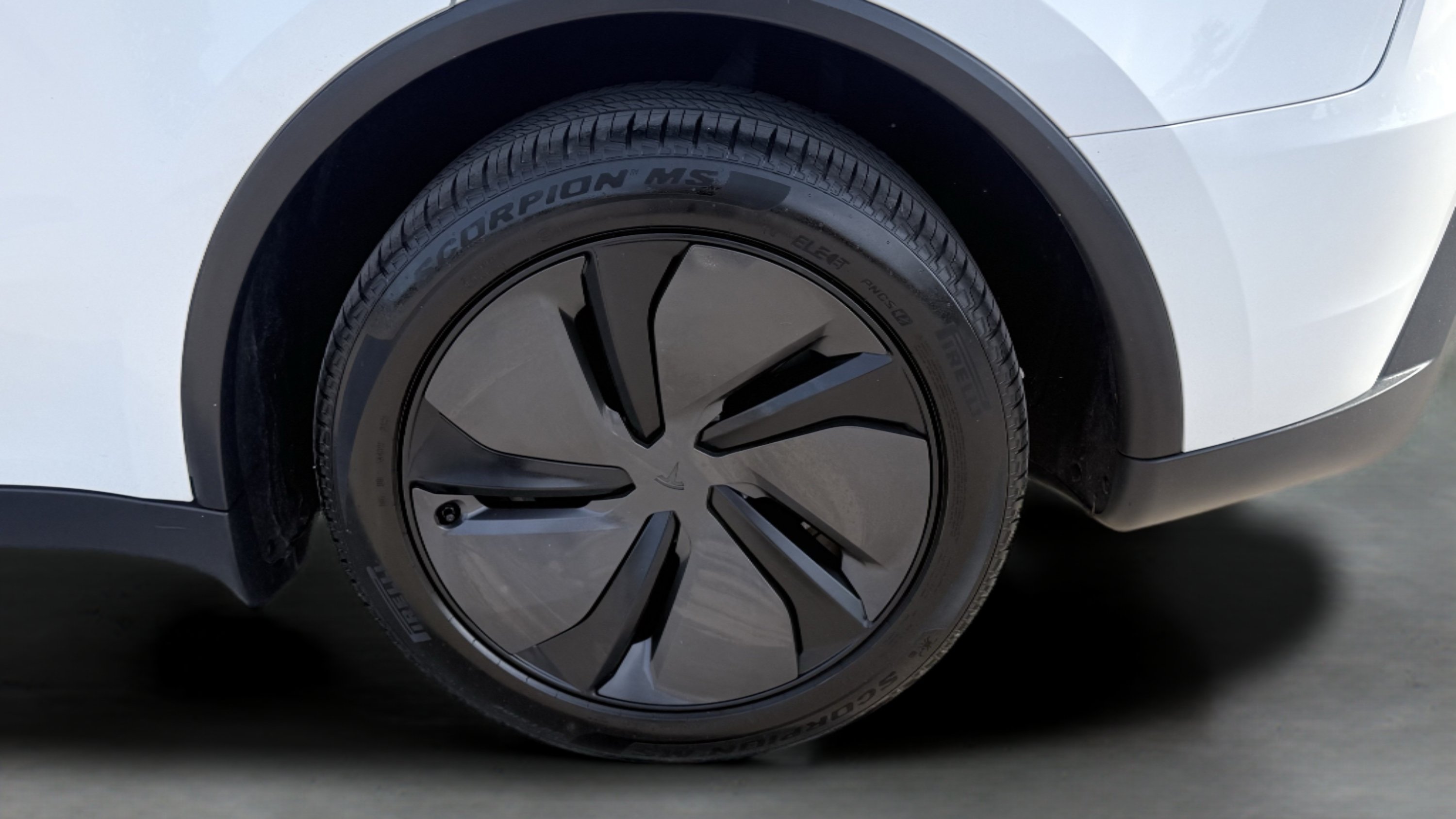 Used 2026 Tesla Model Y 2WD image 14