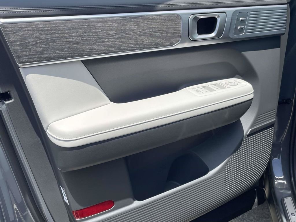 New 2026 Hyundai Santa Fe Calligraphy FWD image 12