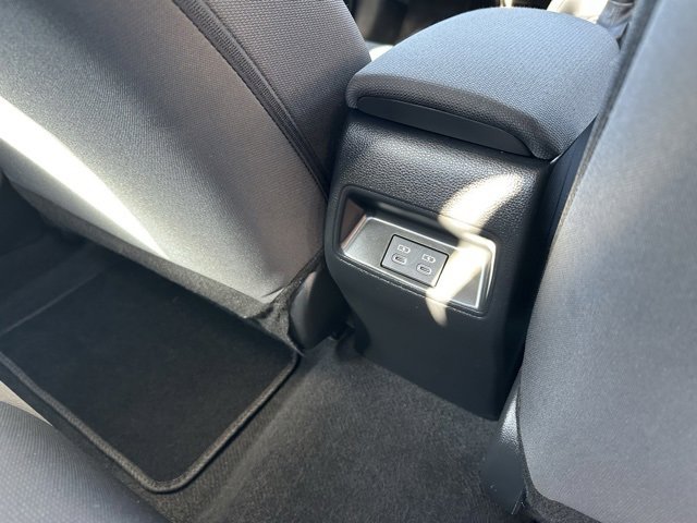 Used 2023 Toyota Corolla LE image 19