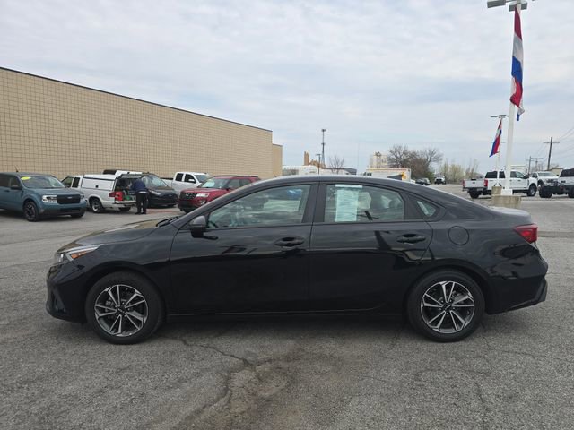 Used 2023 Kia Forte LXS w/ LXS Technology Package image 8