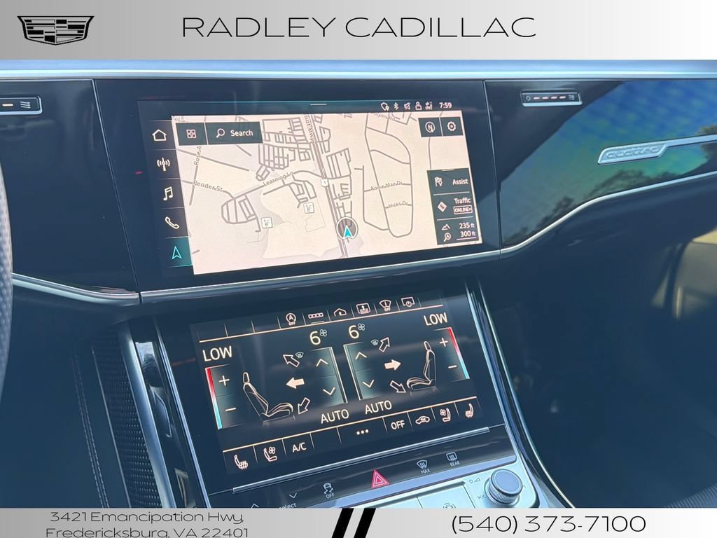 Used 2022 Audi S8 w/ S8 Comfort Plus Package AWD/4WD image 8