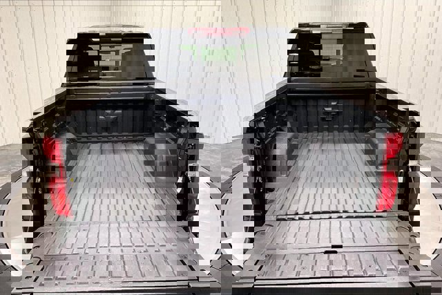 Used 2024 Chevrolet Silverado 1500 RST w/ Convenience Package II image 39