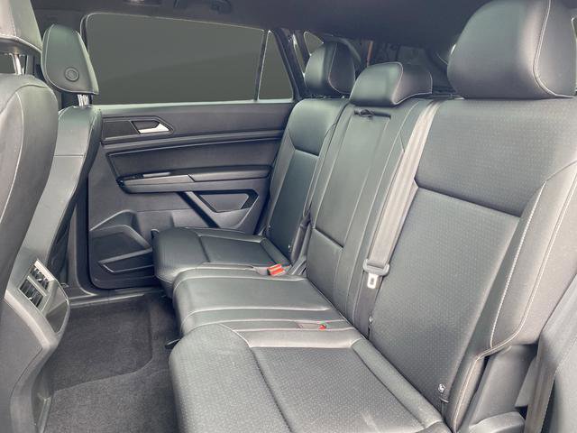 Used 2020 Volkswagen Atlas Cross Sport SE w/ Panoramic Sunroof Package image 29