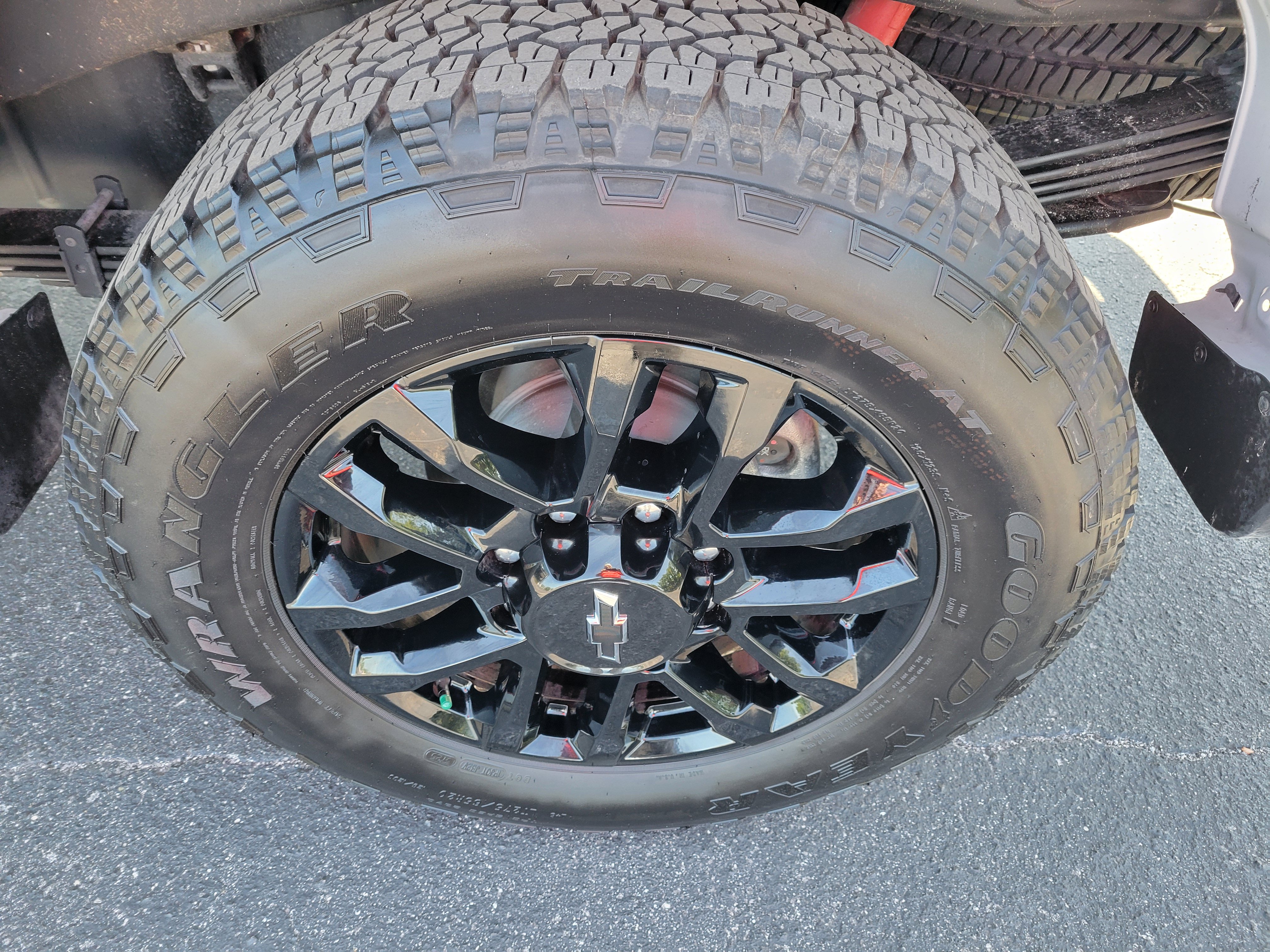 Certified 2026 Chevrolet Silverado 2500 Custom w/ Custom Blackout Package AWD/4WD image 39