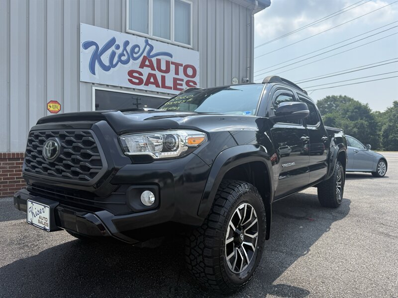 Used 2020 Toyota Tacoma TRD Sport w/ Technology Package