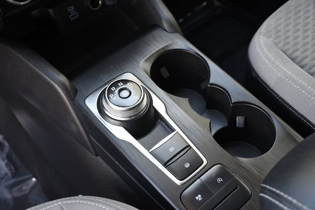 Used 2022 Ford Escape SE image 12