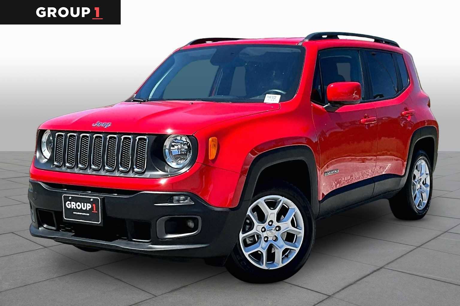 Used 2018 Jeep Renegade Latitude w/ Cold Weather Group AWD/4WD image 1