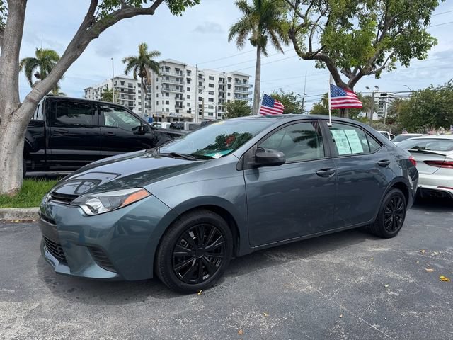 Used 2015 Toyota Corolla LE FWD image 3