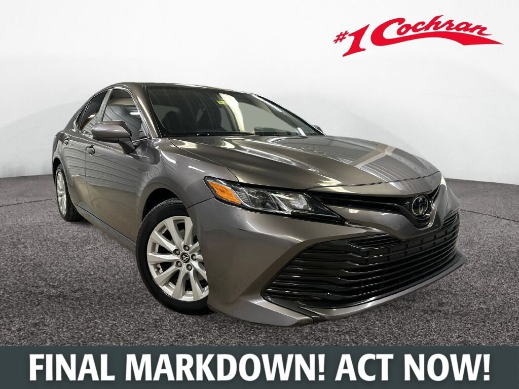 Used 2020 Toyota Camry LE FWD image 1