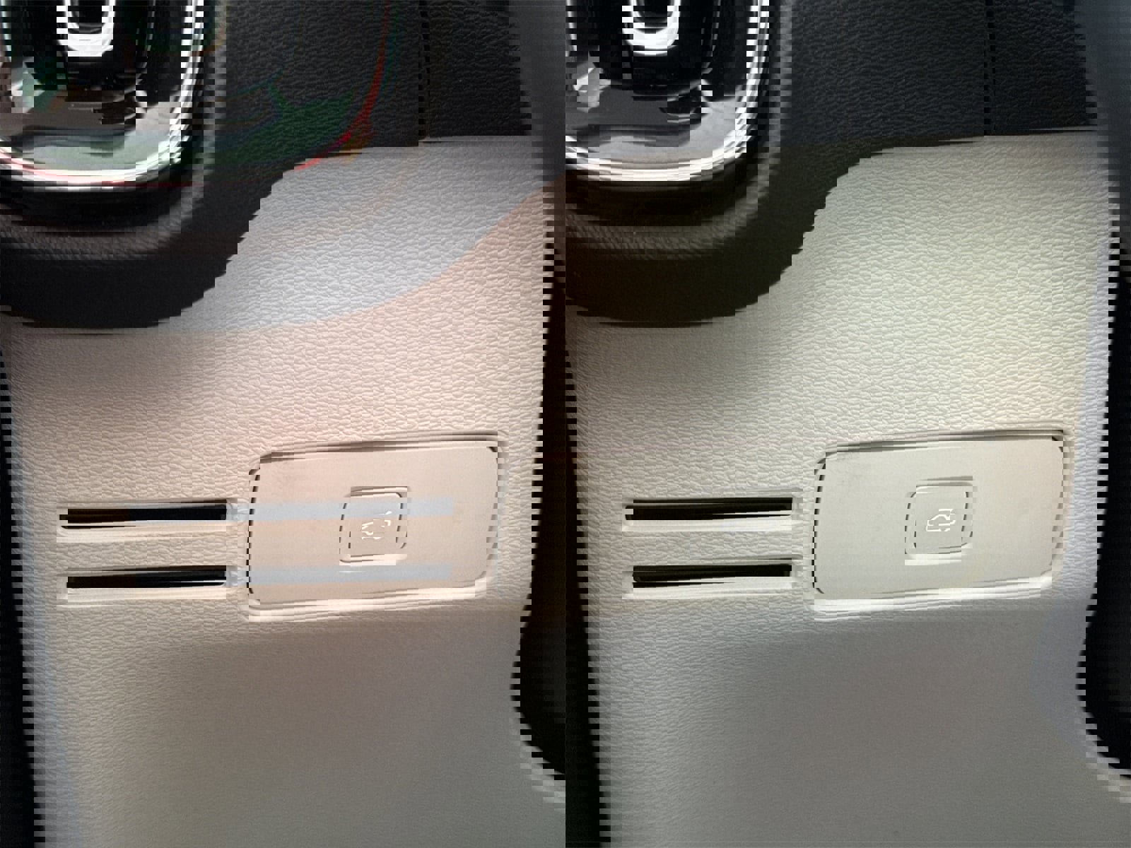 New 2026 Volvo XC40 B5 Plus w/ Protection Package Premier image 18