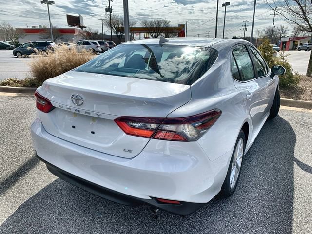 Used 2023 Toyota Camry LE image 7