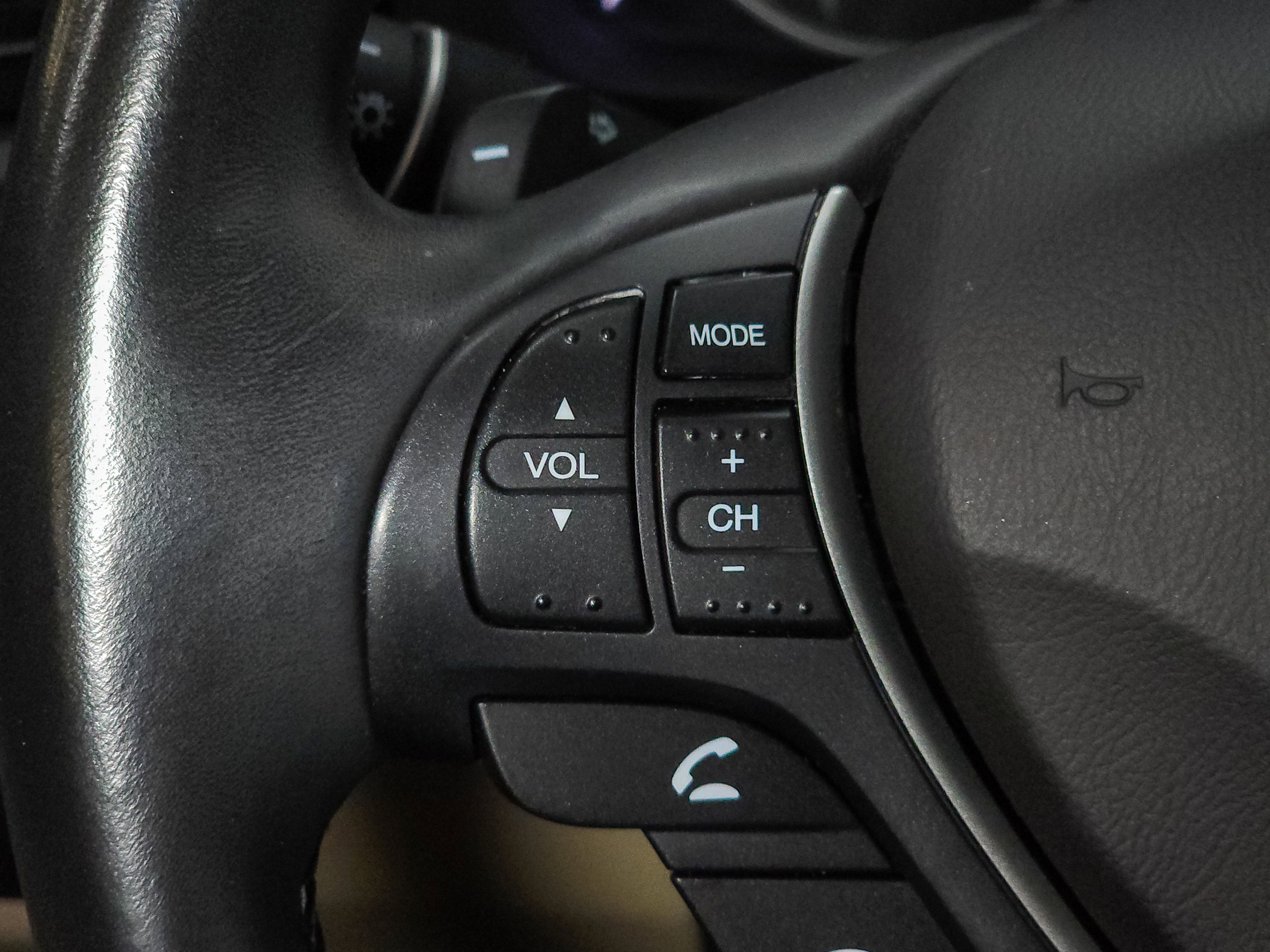 Used 2018 Acura ILX w/ Premium Package image 25