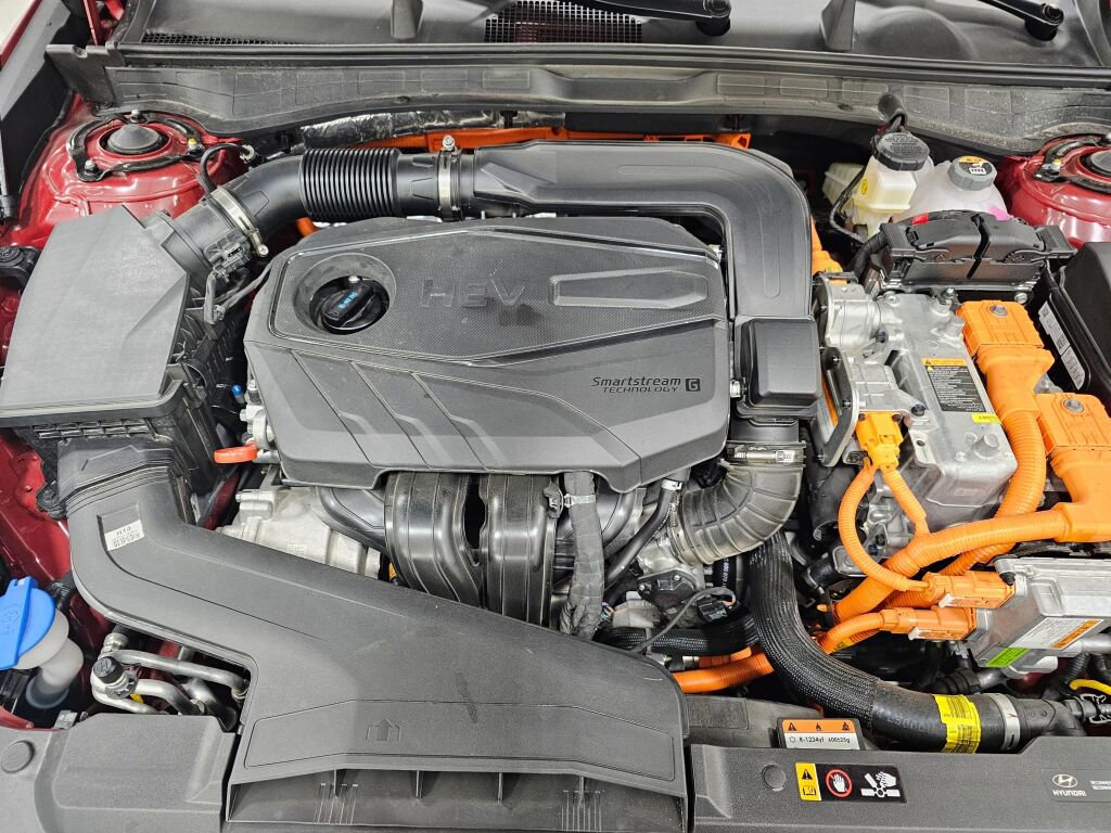 Used 2025 Hyundai Sonata Limited FWD image 39
