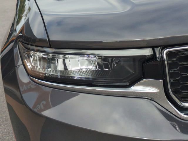 New 2025 Jeep Grand Cherokee Limited w/ Trailer Tow Package image 10