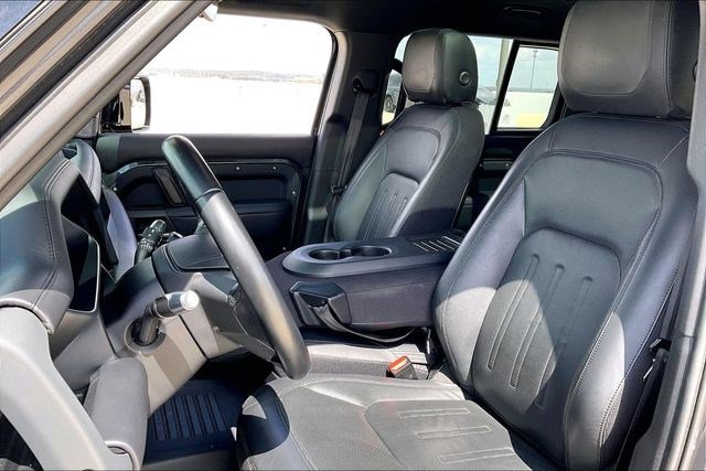 Used 2022 Land Rover Defender 110 X image 29