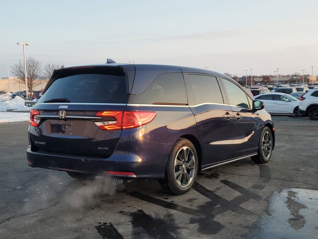 Used 2023 Honda Odyssey Elite image 5