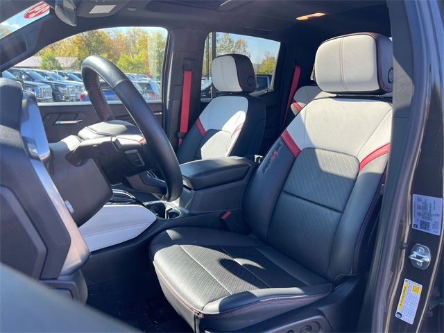 Used 2024 GMC Canyon AT4X image 20