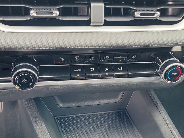 New 2026 Chevrolet Equinox LT w/ Safety and Technology Package image 27