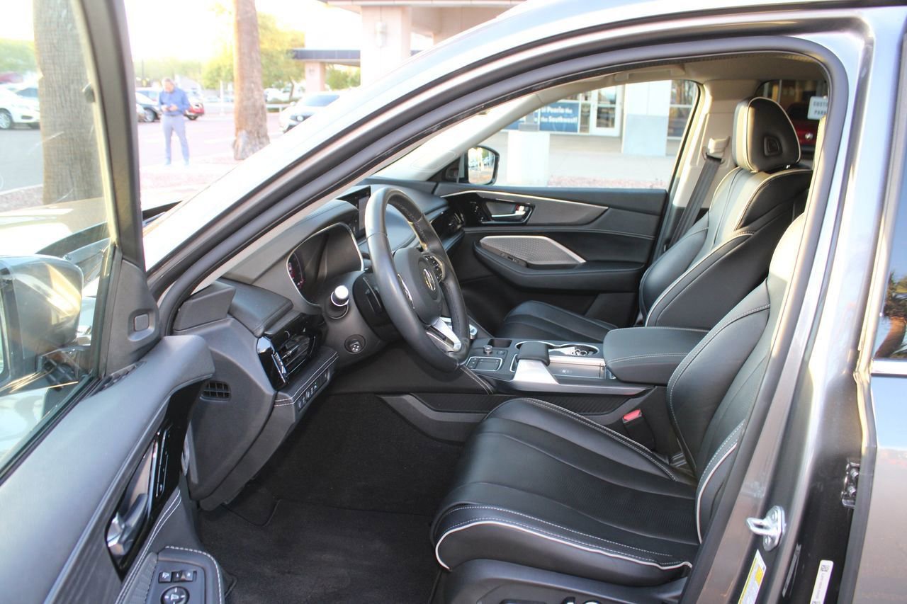 Used 2023 Acura MDX SH-AWD w/ Advance Package image 8