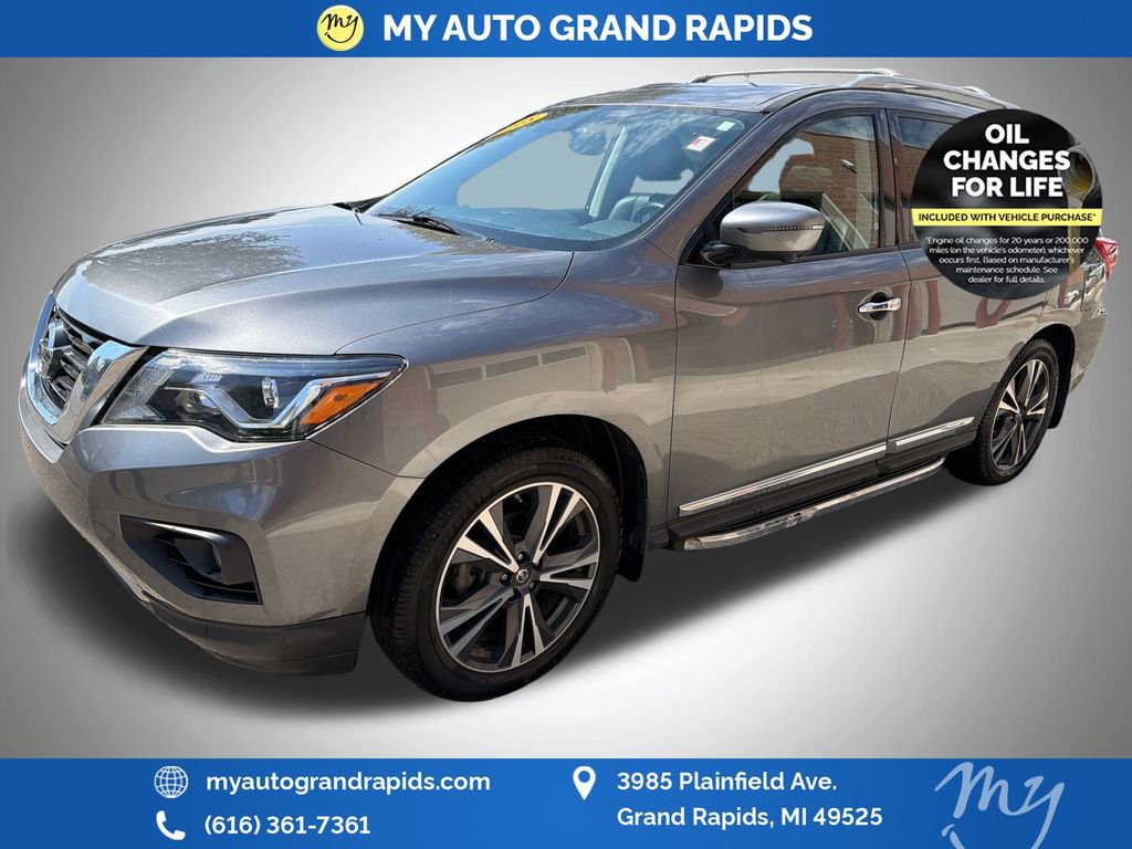 Used 2018 Nissan Pathfinder Platinum w/ Cargo Package AWD/4WD image 3
