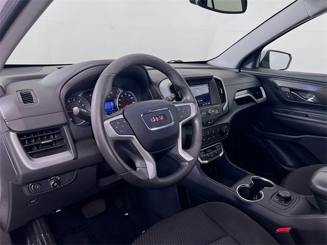 Used 2022 GMC Terrain SLE image 11