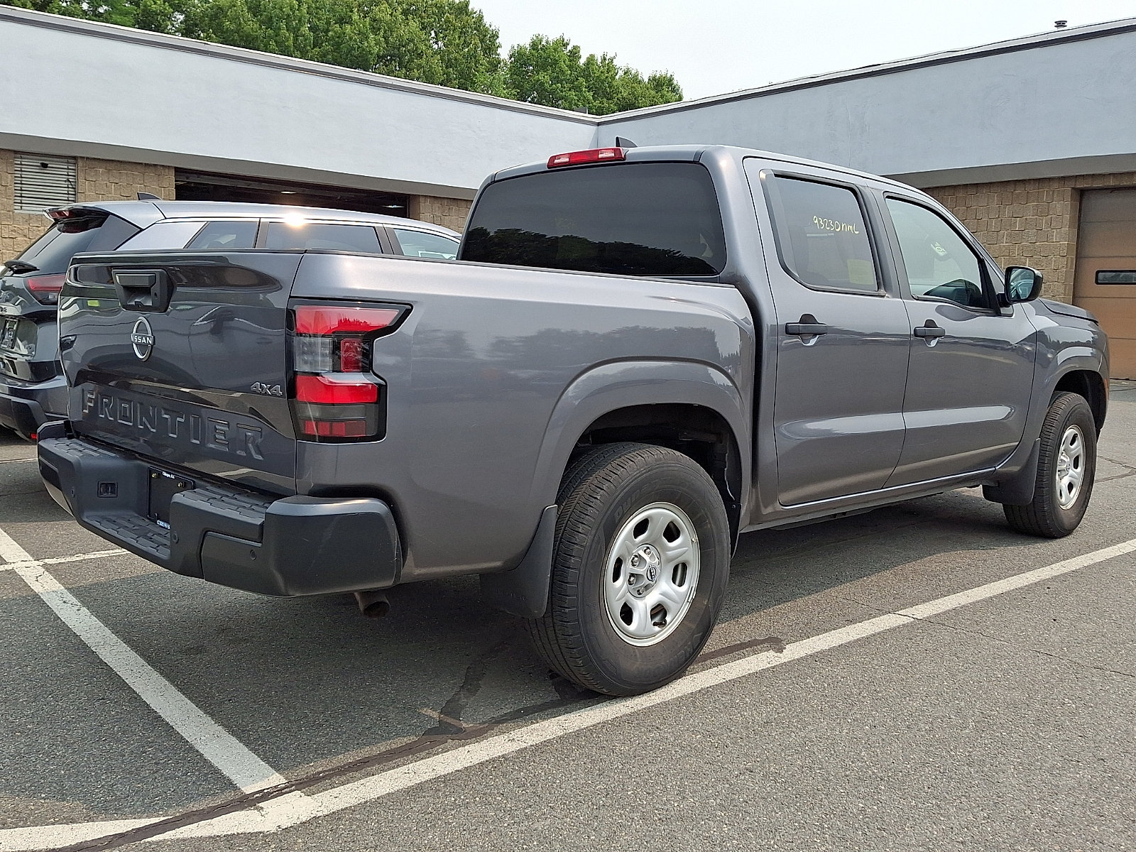 Certified 2023 Nissan Frontier S w/ Technology Package AWD/4WD image 4