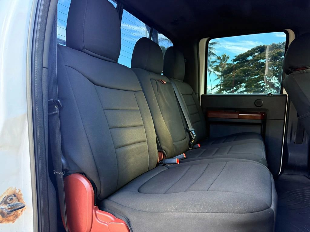 Used 2013 Ford F250 King Ranch w/ King Ranch w/Chrome Pkg image 12