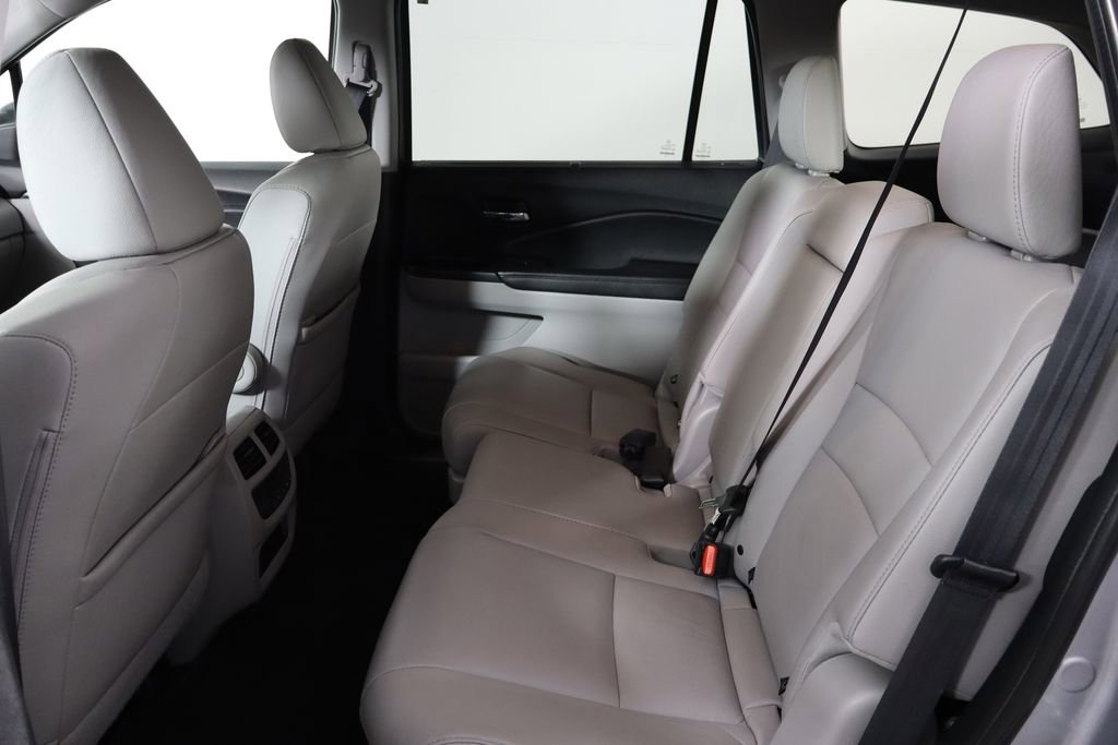 Used 2022 Honda Pilot Special Edition image 16