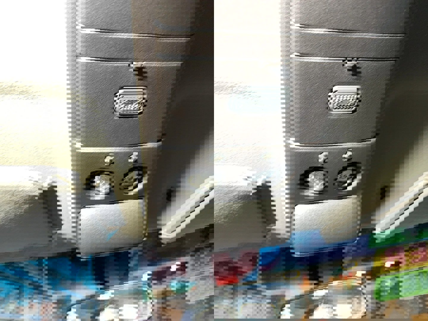 Used 1995 GMC Yukon SLE image 49