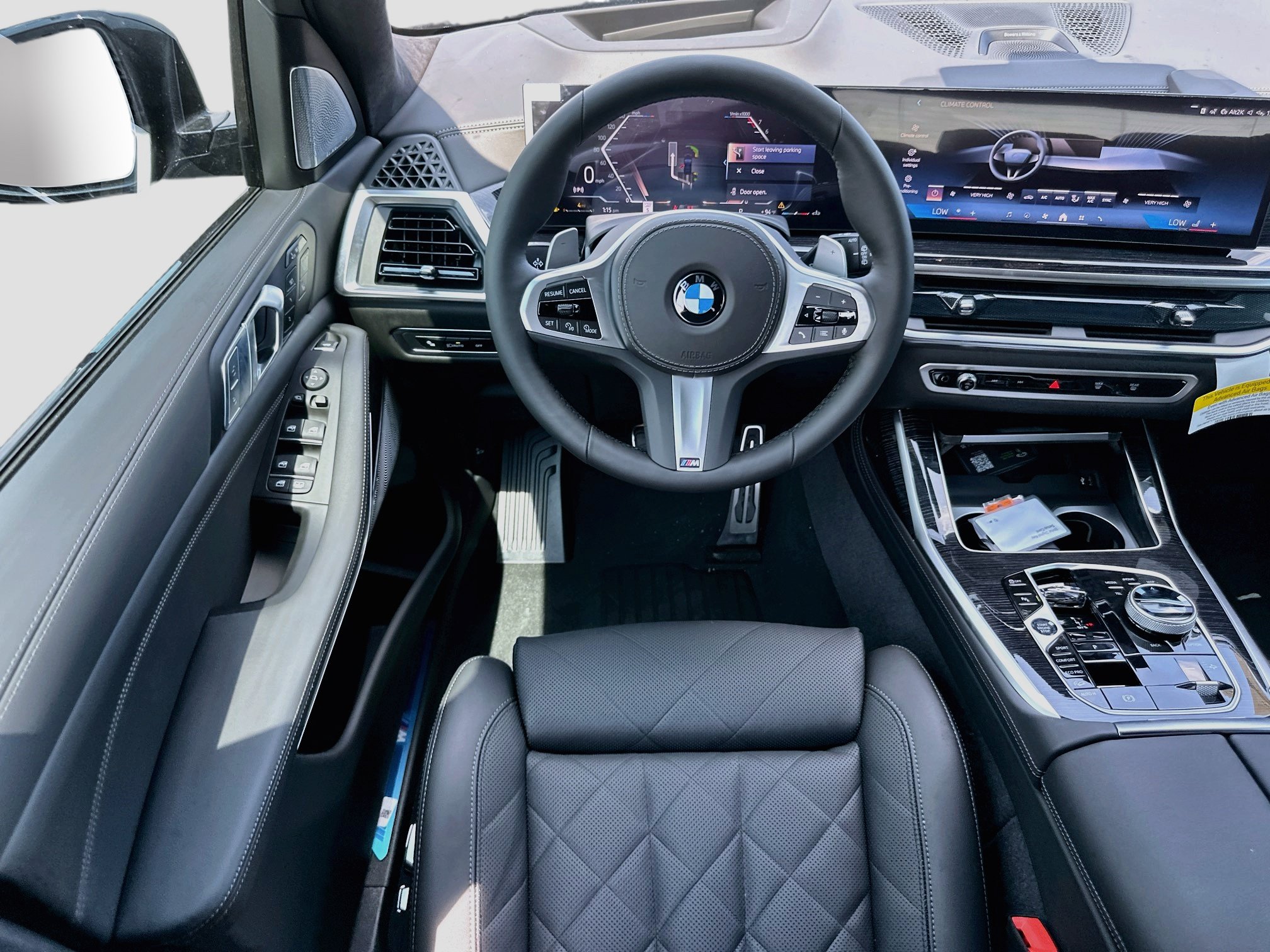 New 2027 BMW X7 xDrive40i w/ Executive Package AWD/4WD image 16