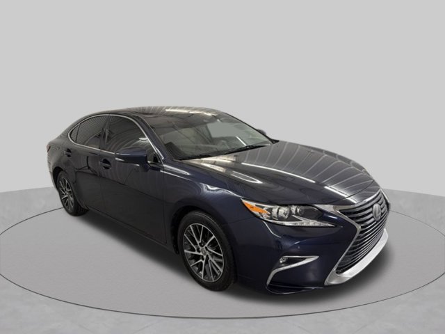 Used 2018 Lexus ES 350 w/ Luxury Package w/Wood Trim FWD image 4