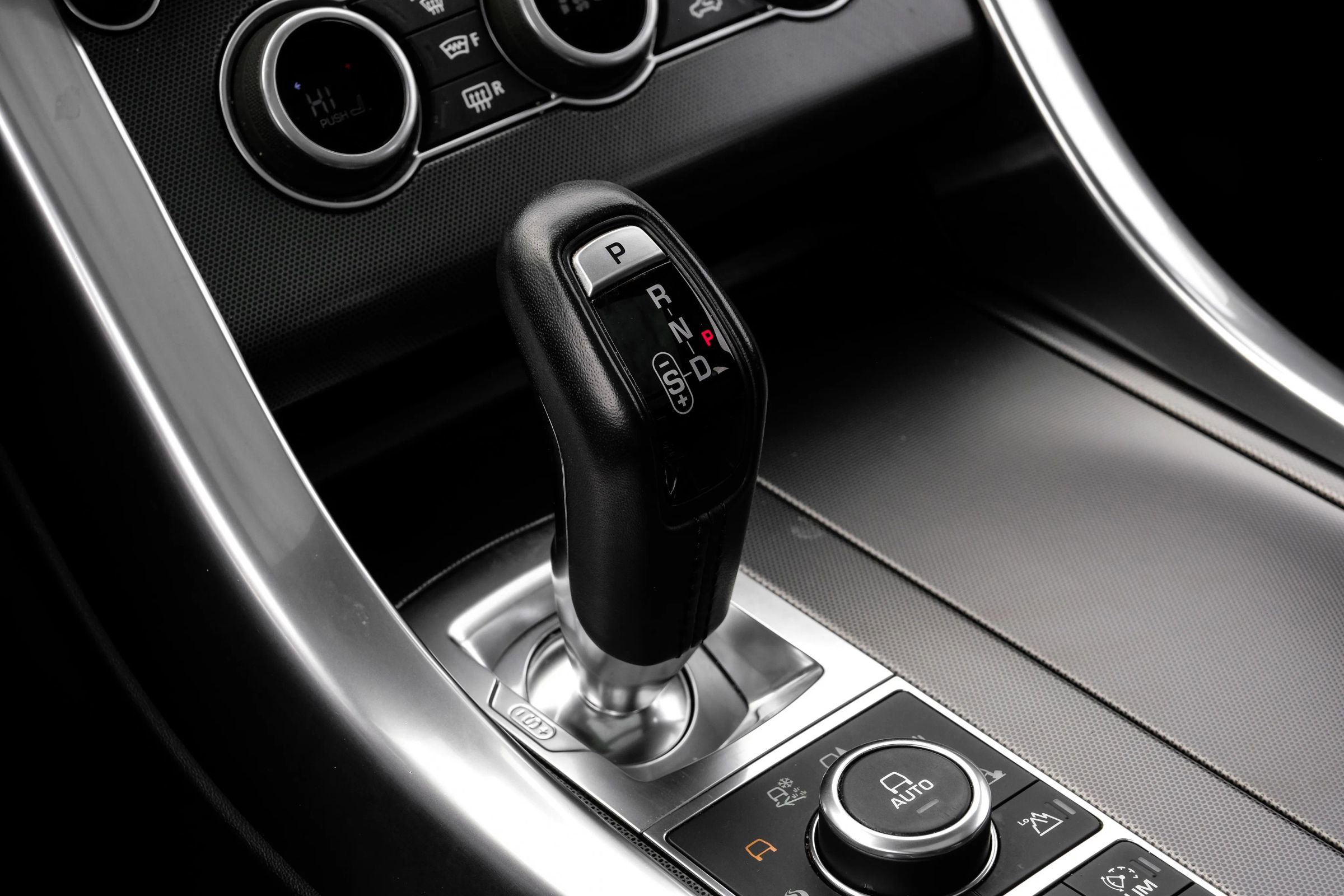 Used 2017 Land Rover Range Rover Sport image 27