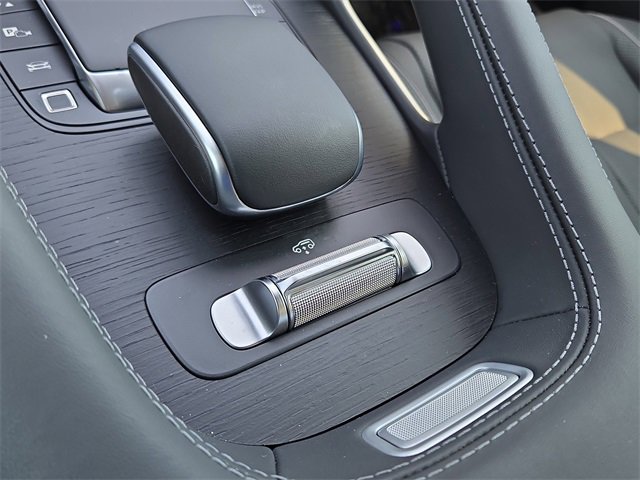 New 2025 Mercedes-Benz GLS 580 4MATIC image 17